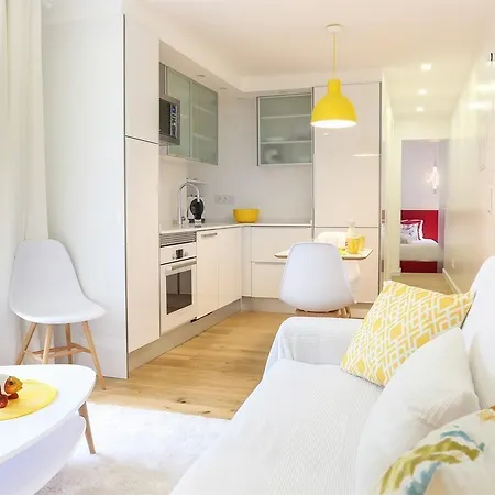 Exquisit 2 Bedroom Apartment In Lisbon * 리스본