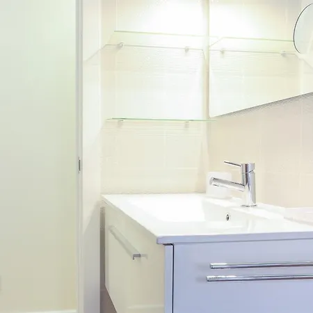 Exquisit 2 Bedroom Apartment In Lisbon *